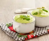 Erbsencreme mit Parmesan