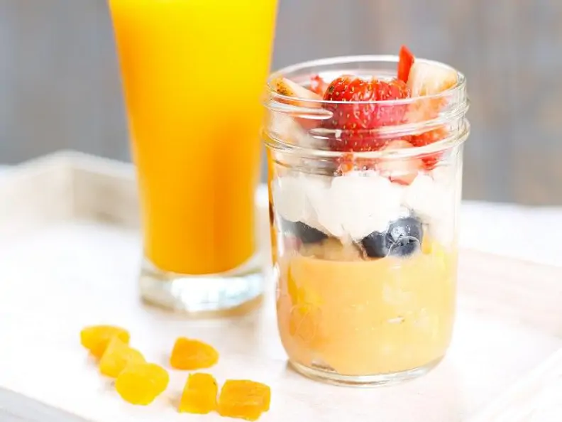 Vegane Kokoscreme mit Papaya