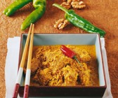 Rindercurry mit Ananas und Walnüssen