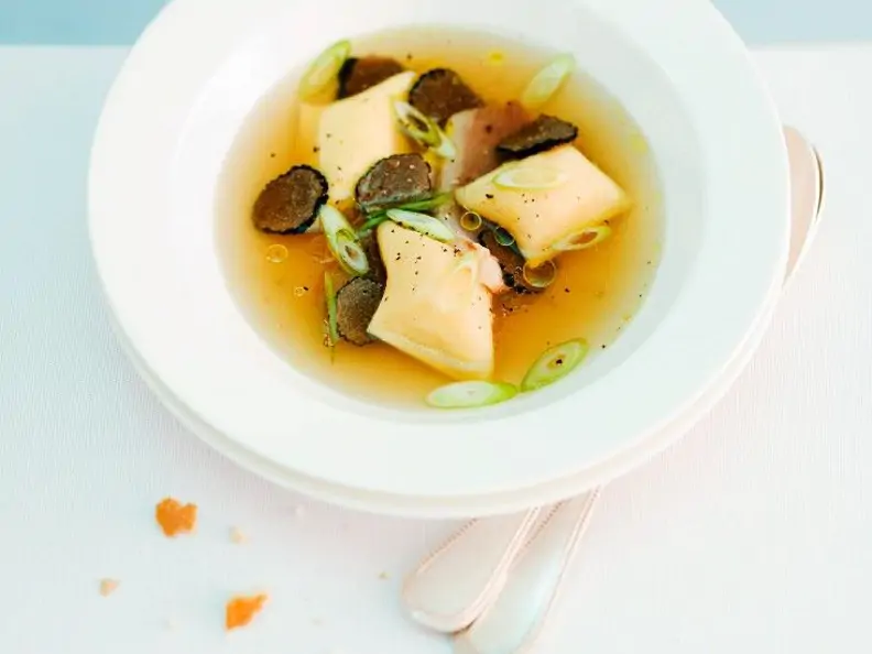 Trüffel-Maultaschen in Brühe mit Entenbrust