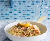 Pasta mit Lachssoße