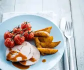 Mediterraner Putenbraten mit Kartoffeln