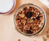 Granola mit Cranberries