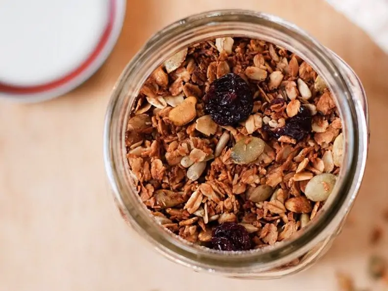 Granola mit Cranberries