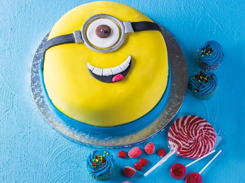 Bunter Kuchen für Kinder
