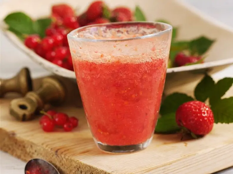 Erfrischender Beeren-Drink