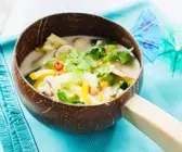 Gemüse-Kokosmilch-Suppe