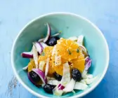 Fenchelsalat mit Orange und Zwiebeln