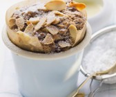 Brot-Kuchen mit Mandeln