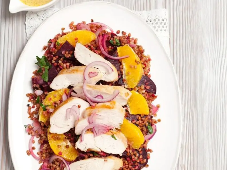 Salat aus Buchweizen, Roter Bete und Orangen