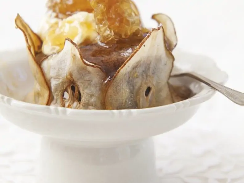 Nusstörtchen mit Birne