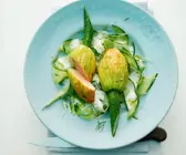 Zucchiniblüten mit Lachsfüllung