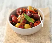 Tomaten-Oliven-Tapas