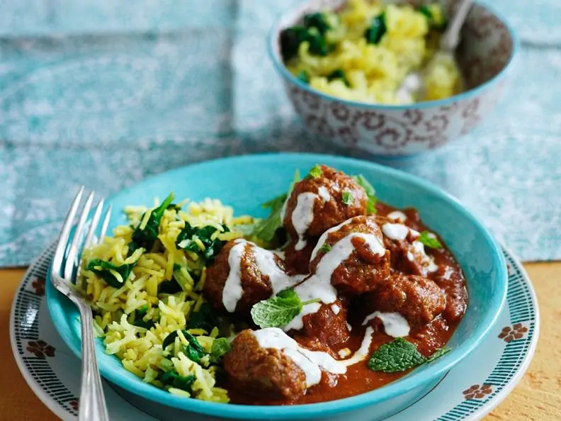 Fleischbällchen-Curry