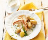Putensteaks mit Cremesauce und Kartoffeln