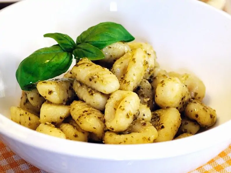 Gnocchi mit Pesto