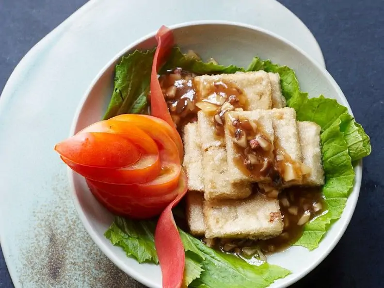 Tofu mit grünem Tee