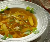 Hühner-Spargelsuppe