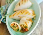 Gefüllte, gegrillte Tintenfischtuben