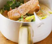 Gemüsecurry mit Lachs