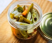 Eingelegte Chilischoten