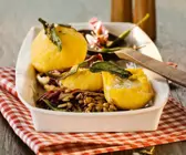 Kürbis-Käse-klöße mit Linsen-Radicchio-Gemüse