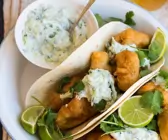 Fischnuggets in der Tacoschale