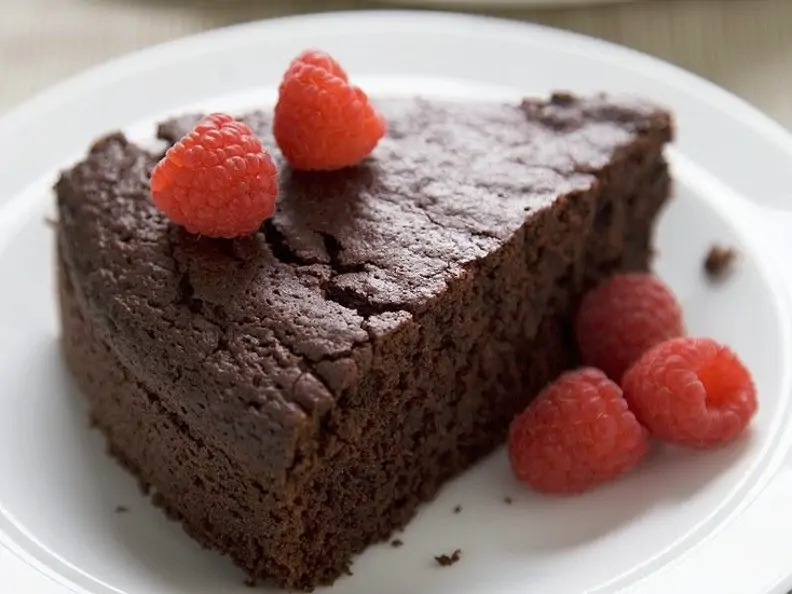 Veganer Schokokuchen mit Roter Bete