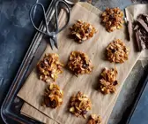 Cornflakes-Nuss-Crossies mit Schokolade