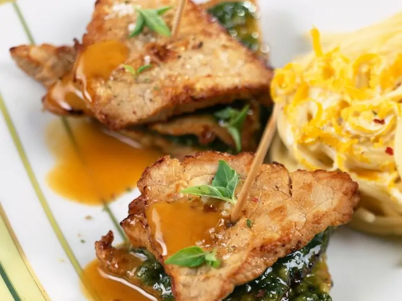 Piccata vom Kalbsschnitzel und Pesto