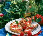 Tomatenbrot aus dem Backofen