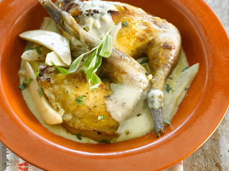 Gebratener Fasan mit Birnensauce