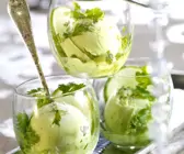 Veganes Avocadoeis