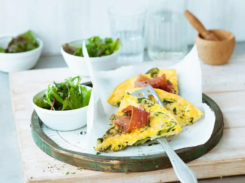 Frittata mit Zucchini und Schinken