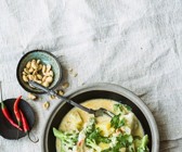 Blumenkohlcurry mit Kartoffeln und Romanesco