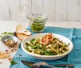 Casarecce mit Erbsen-Kerbel-Pesto, Pancetta und Minze