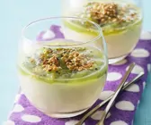 Vanillecreme mit exotischem Fruchtpüree