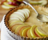 Tarte mit Äpfeln und Marzipancreme