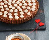 Bananen-Karamell-Tarte mit Schokoboden