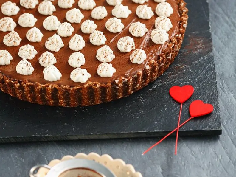 Bananen-Karamell-Tarte mit Schokoboden