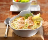Forellenfilet in Sahnesoße gebacken