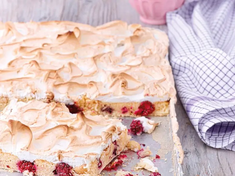Brombeer-Baiserkuchen
