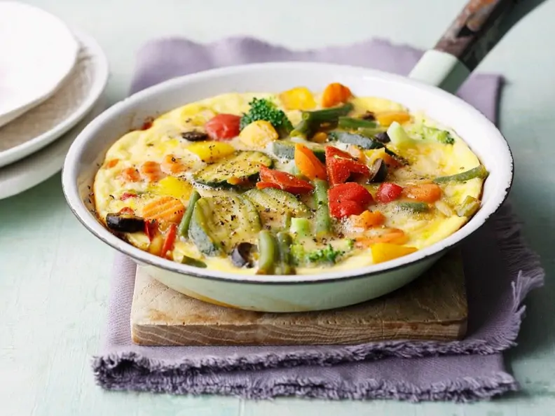 Frittata mit Gemüse und Oliven