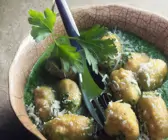 Kürsbinocken mit Petersiliensauce
