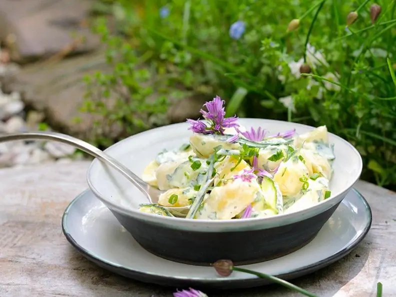Kartoffel-Gurkensalat