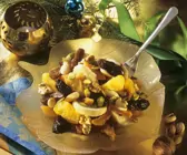 Fruchtsalat mit Nüssen