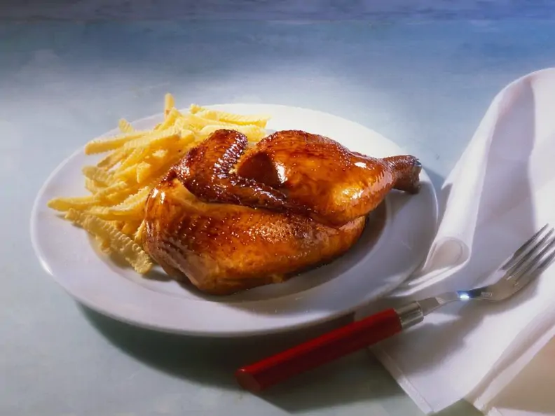 Hähnchen mit Pommes frites
