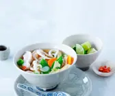 Miso-Gemüse-Suppe mit Hähnchen