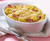 Makkaroniauflauf mit Schinken und Käse