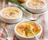 Pikante Crème Brulée mit Kartoffeln